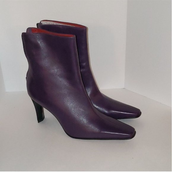 Jonathan Martin Women's Leather Juliet Zip Ankle Booties Size 9.5 - Picture 1 of 11